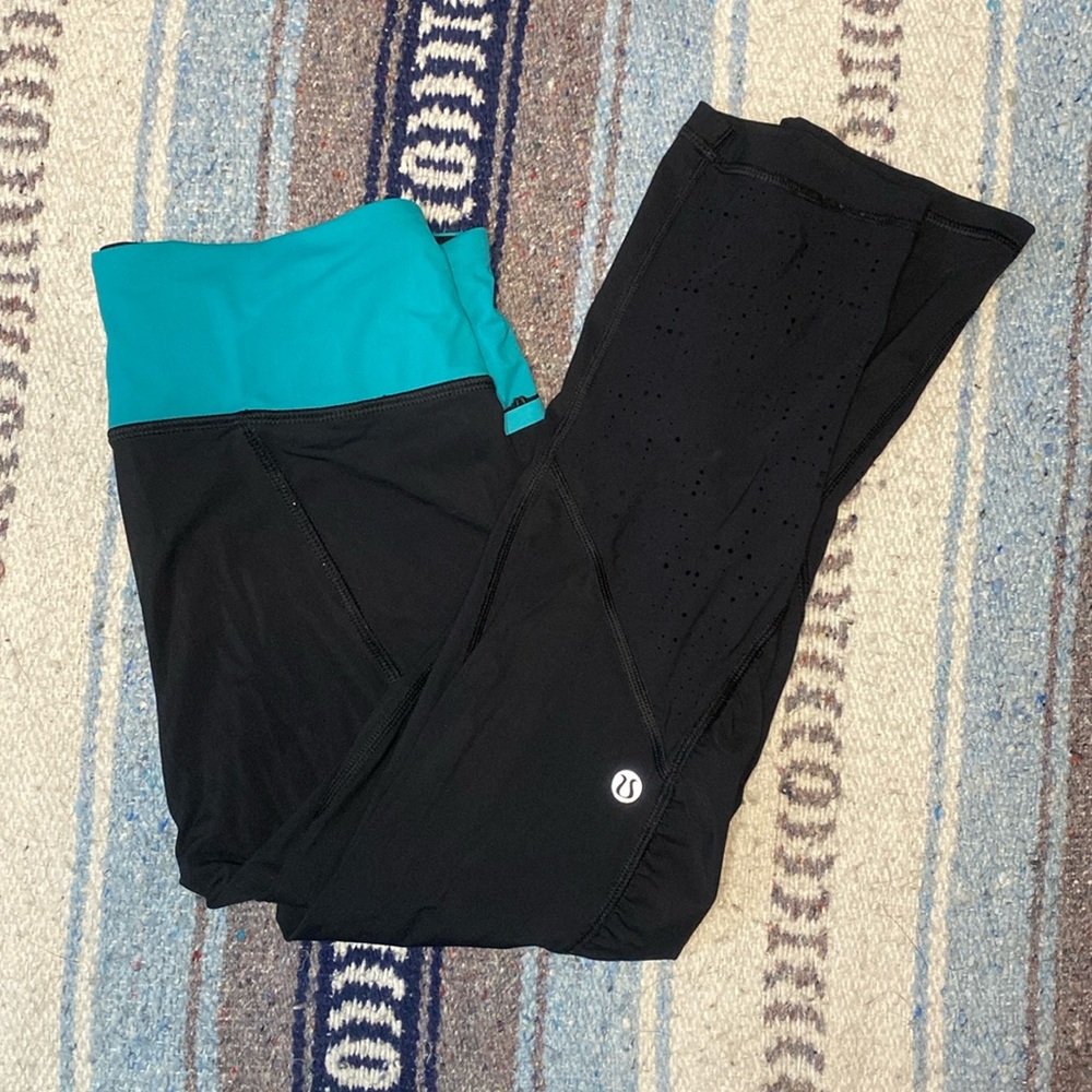 Lululemon Water Bound Crop Leggings